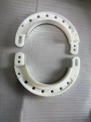 El neumático desinflado del funcionamiento del camión del pasajero inserta el dispositivo 285/60R18 335/80R20