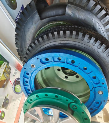 El plano corrido militar de goma del polímero inserta los partes movibles planos de la rueda del funcionamiento de 335/80R20 225/75R16C