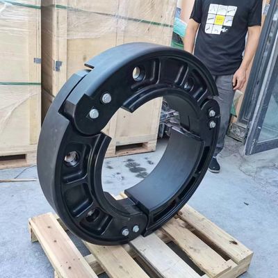Runflat inserta materiales sintéticos de ingeniería militar para una máxima durabilidad
